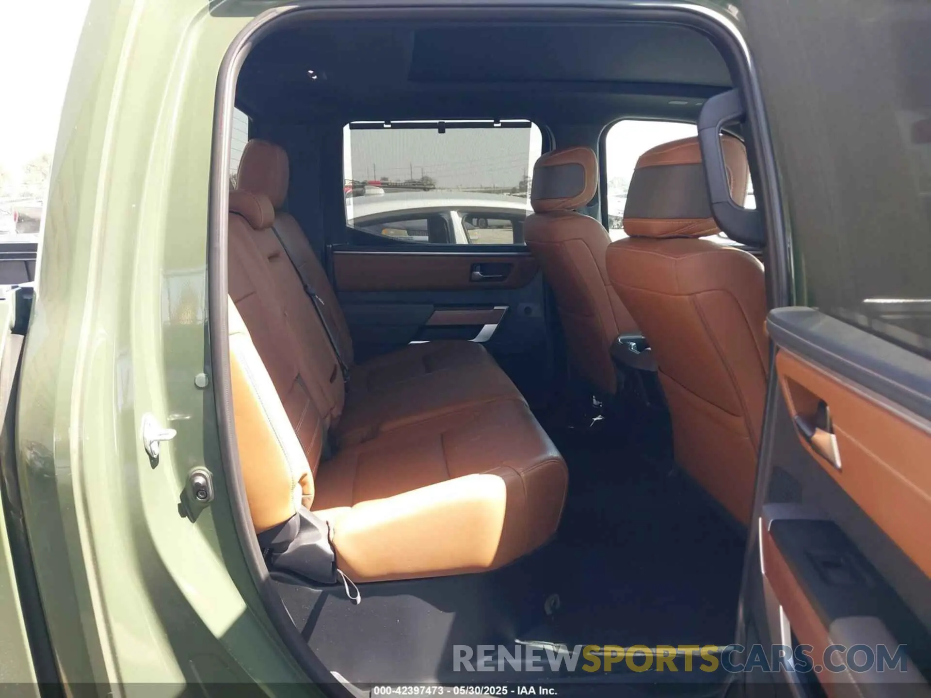 8 Фотография поврежденного автомобиля 5TFMA5DB7PX113095 TOYOTA TUNDRA 2023