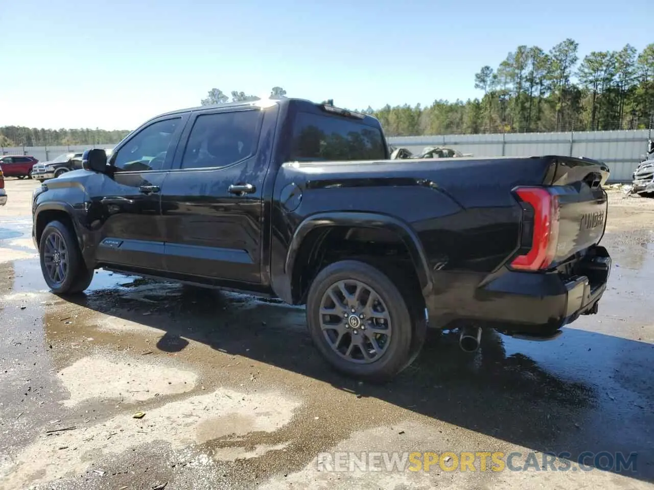 2 Фотография поврежденного автомобиля 5TFNA5AB3PX019675 TOYOTA TUNDRA 2023