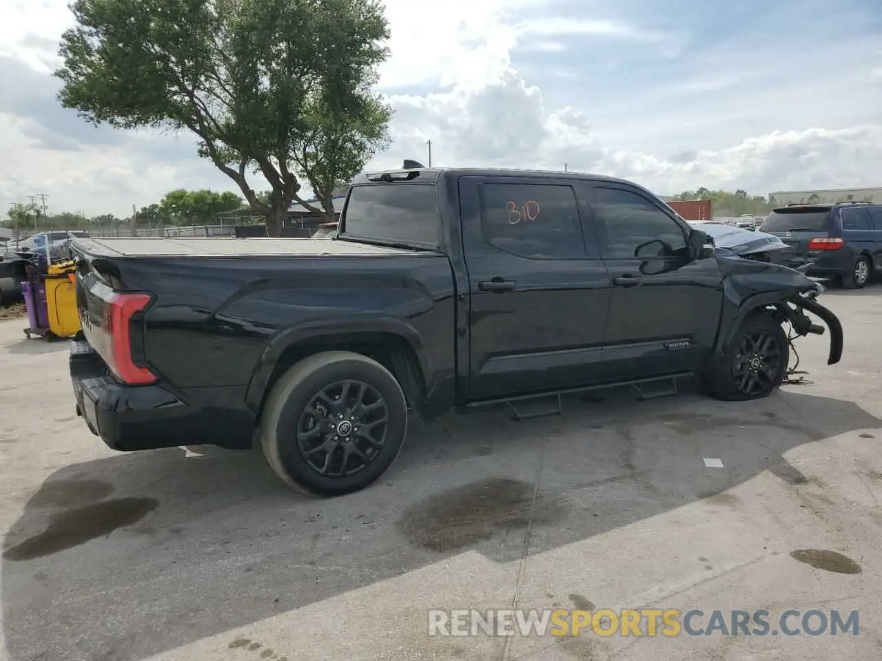 3 Фотография поврежденного автомобиля 5TFNA5AB7PX022188 TOYOTA TUNDRA 2023