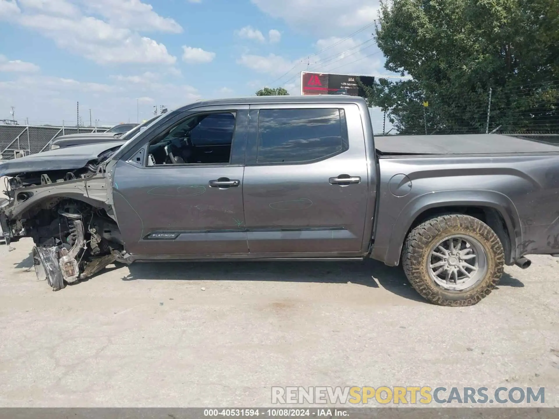 15 Photograph of a damaged car 5TFNA5DB6PX116753 TOYOTA TUNDRA 2023