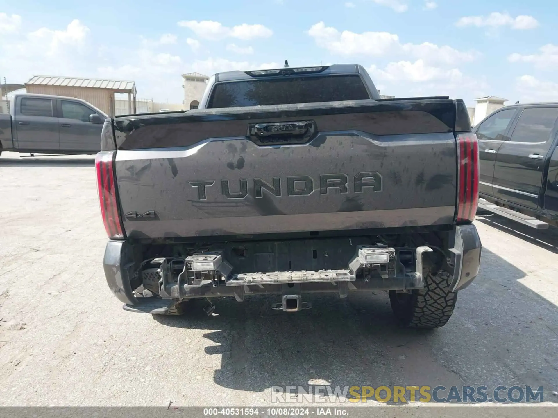 17 Photograph of a damaged car 5TFNA5DB6PX116753 TOYOTA TUNDRA 2023