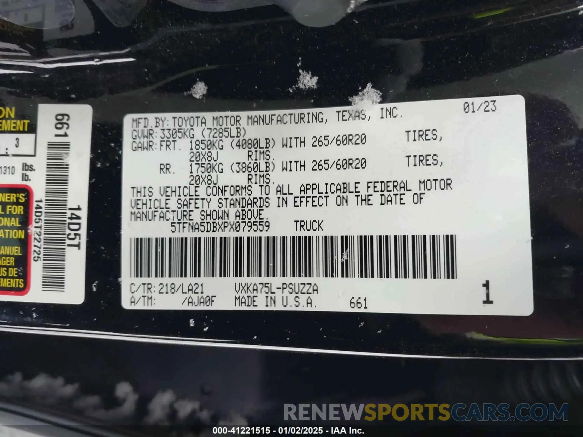 9 Photograph of a damaged car 5TFNA5DBXPX079559 TOYOTA TUNDRA 2023