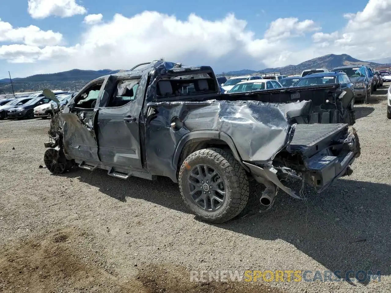 2 Photograph of a damaged car 5TFNA5EC6PX017566 TOYOTA TUNDRA 2023