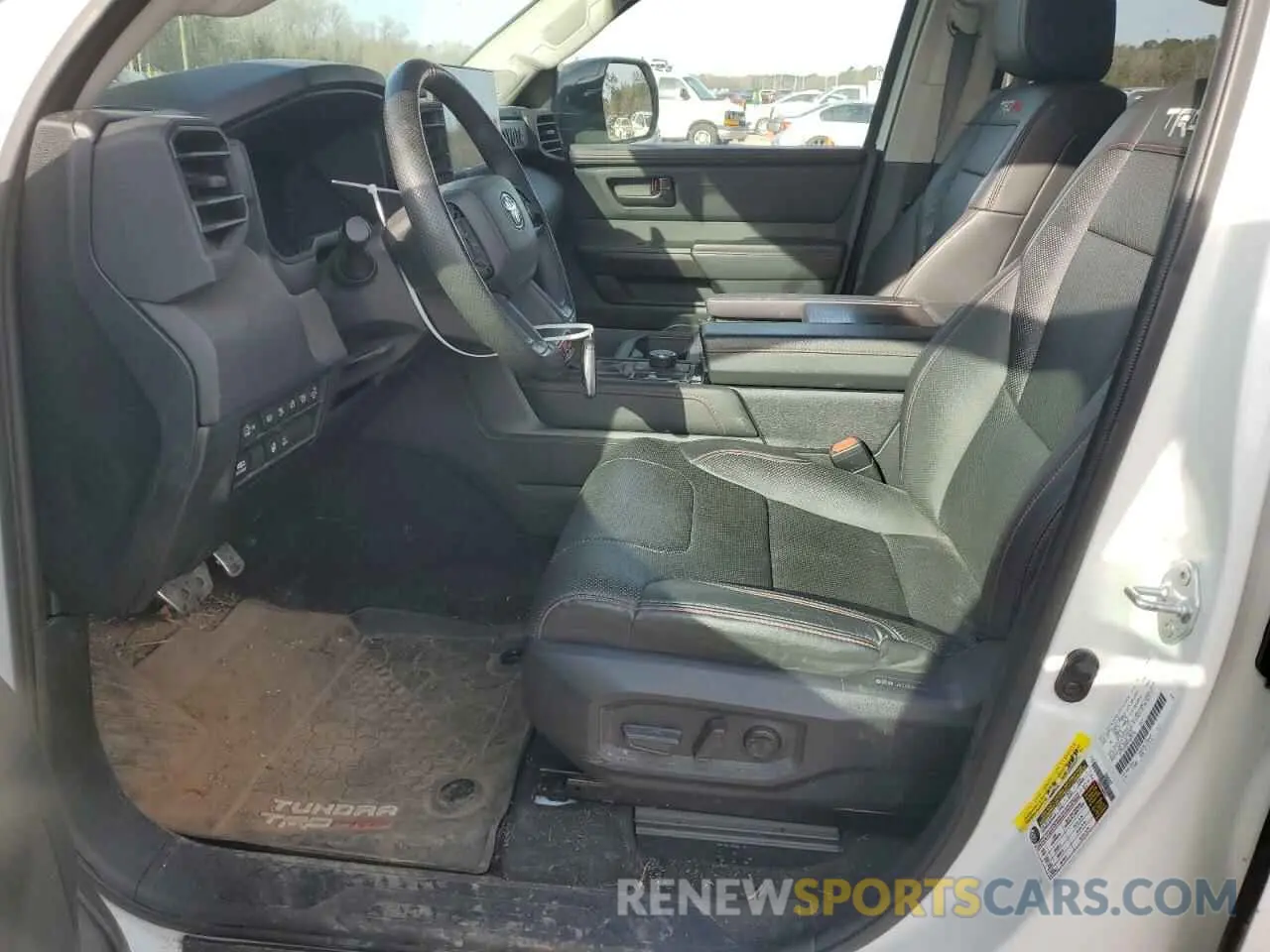 7 Photograph of a damaged car 5TFPC5DB5PX028778 TOYOTA TUNDRA 2023