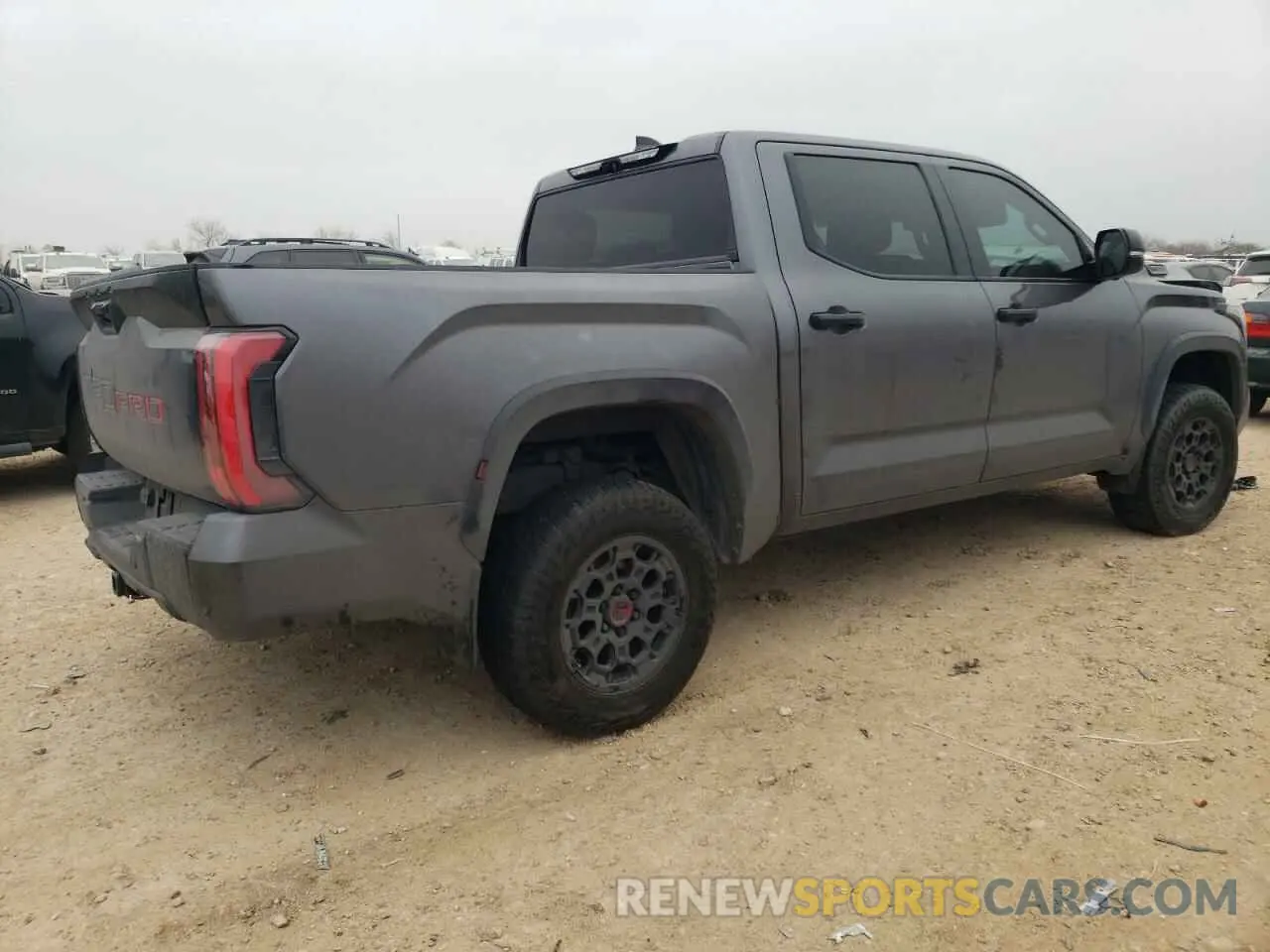 3 Фотография поврежденного автомобиля 5TFPC5DB7PX033707 TOYOTA TUNDRA 2023