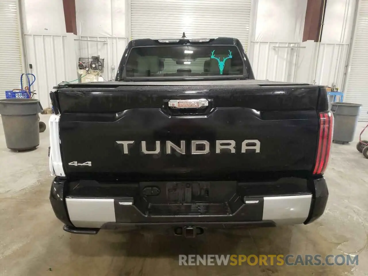 6 Фотография поврежденного автомобиля 5TFVC5DB5PX023944 TOYOTA TUNDRA 2023