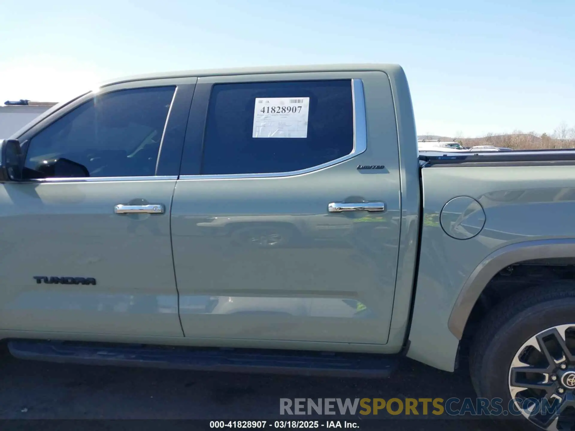 14 Photograph of a damaged car 5TFJA5DB1RX217281 TOYOTA TUNDRA 2024