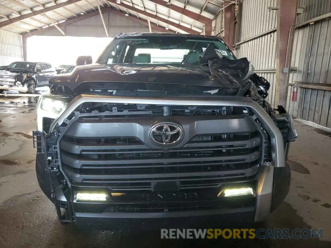 5 Photograph of a damaged car 5TFJA5DB7RX200355 TOYOTA TUNDRA 2024