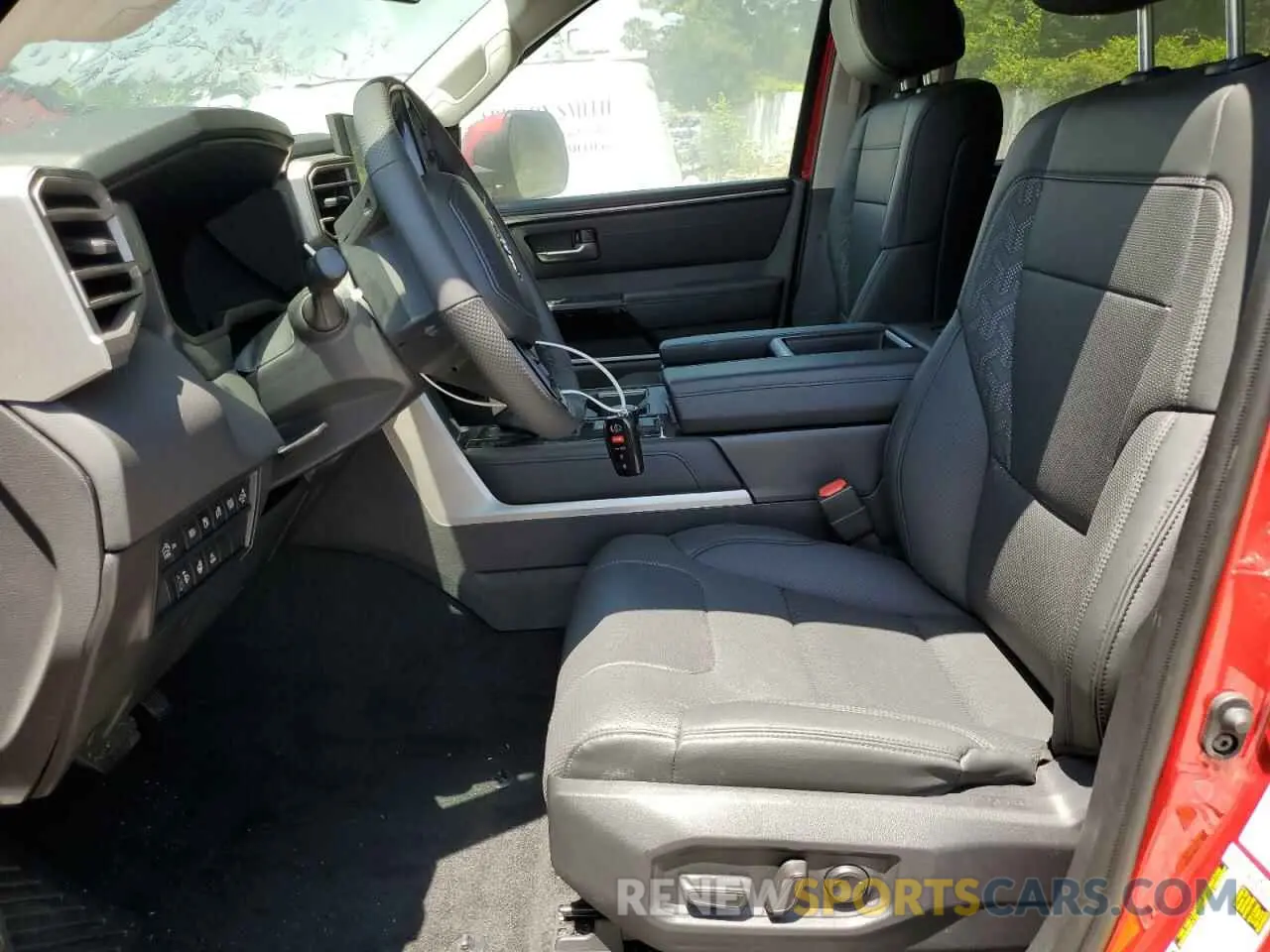 7 Фотография поврежденного автомобиля 5TFJC5AB5RX003845 TOYOTA TUNDRA 2024