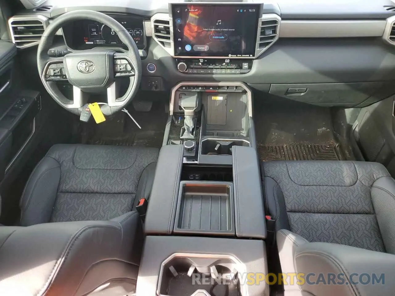 8 Фотография поврежденного автомобиля 5TFJC5DB1RX052066 TOYOTA TUNDRA 2024
