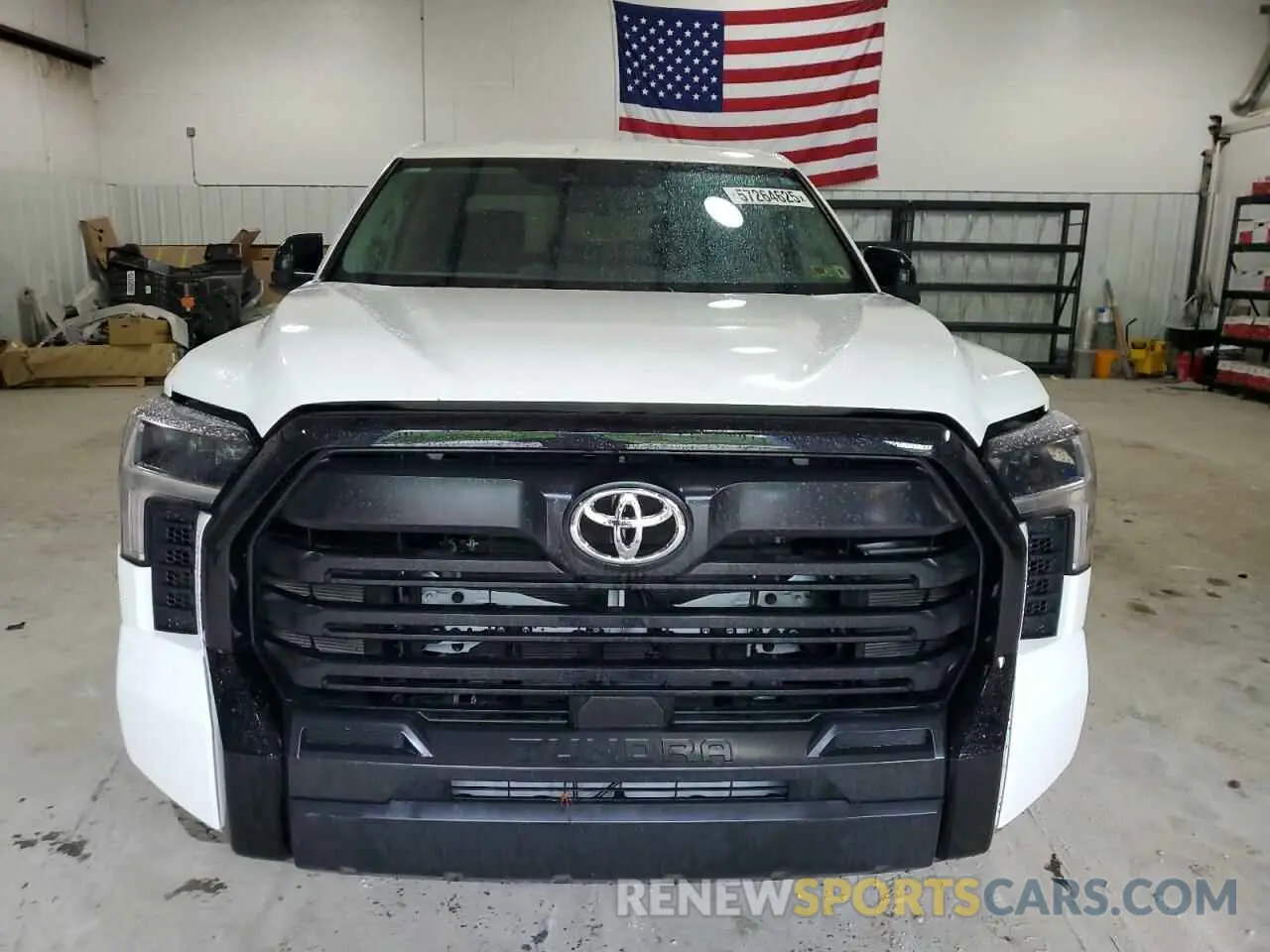 5 Photograph of a damaged car 5TFKB5DB4RX218720 TOYOTA TUNDRA 2024