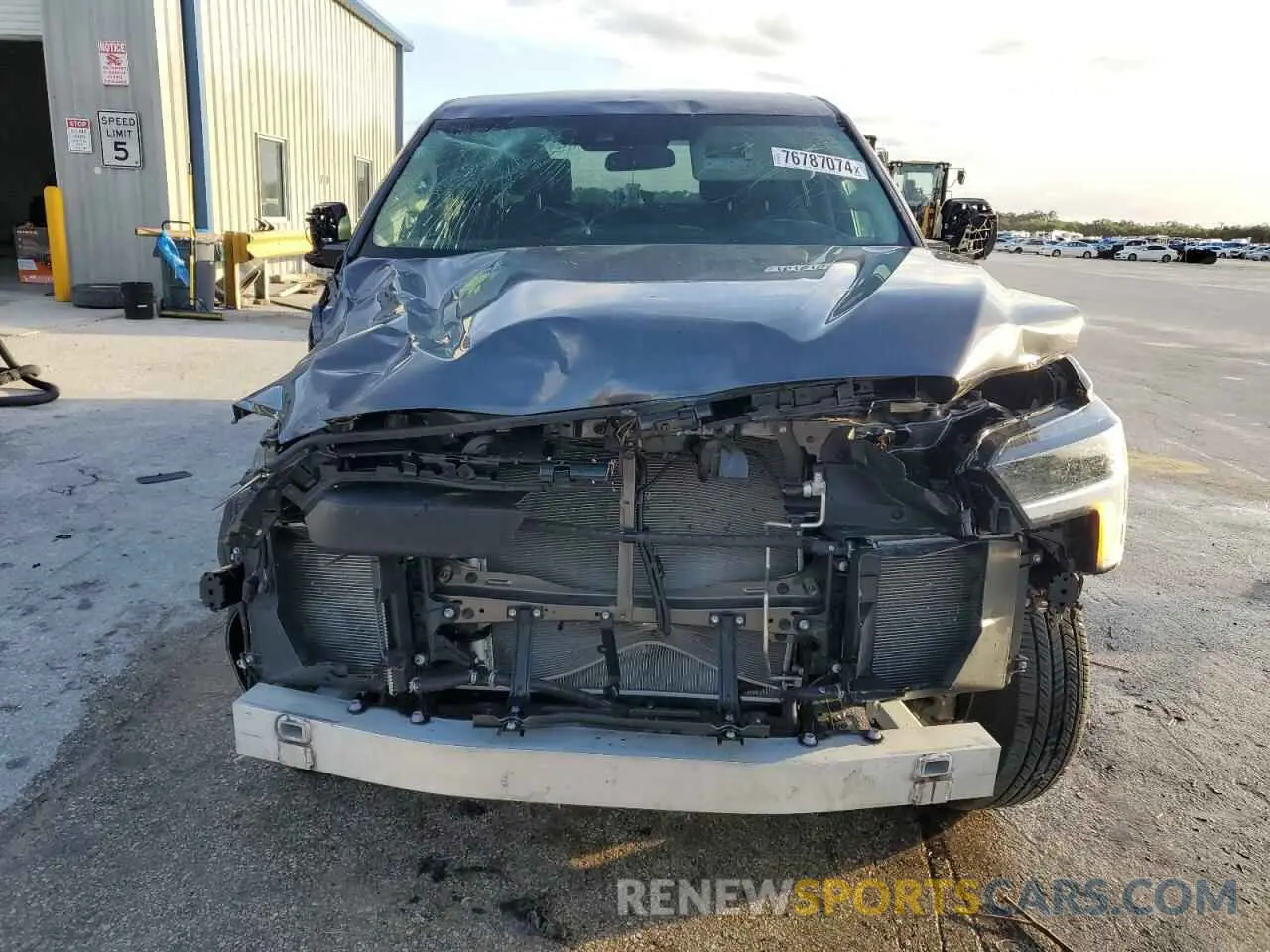 5 Photograph of a damaged car 5TFKB5DB7RX177516 TOYOTA TUNDRA 2024