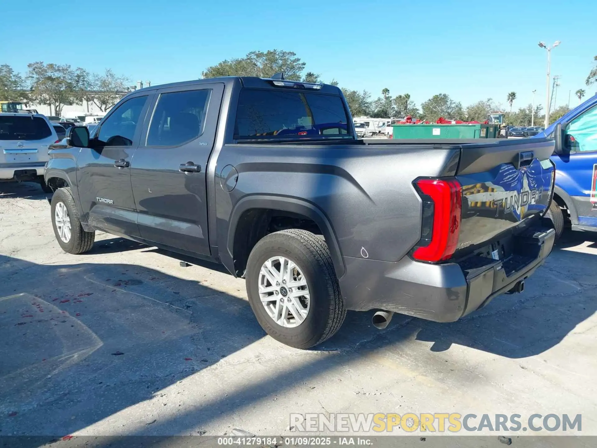 3 Photograph of a damaged car 5TFLA5AB2RX032315 TOYOTA TUNDRA 2024