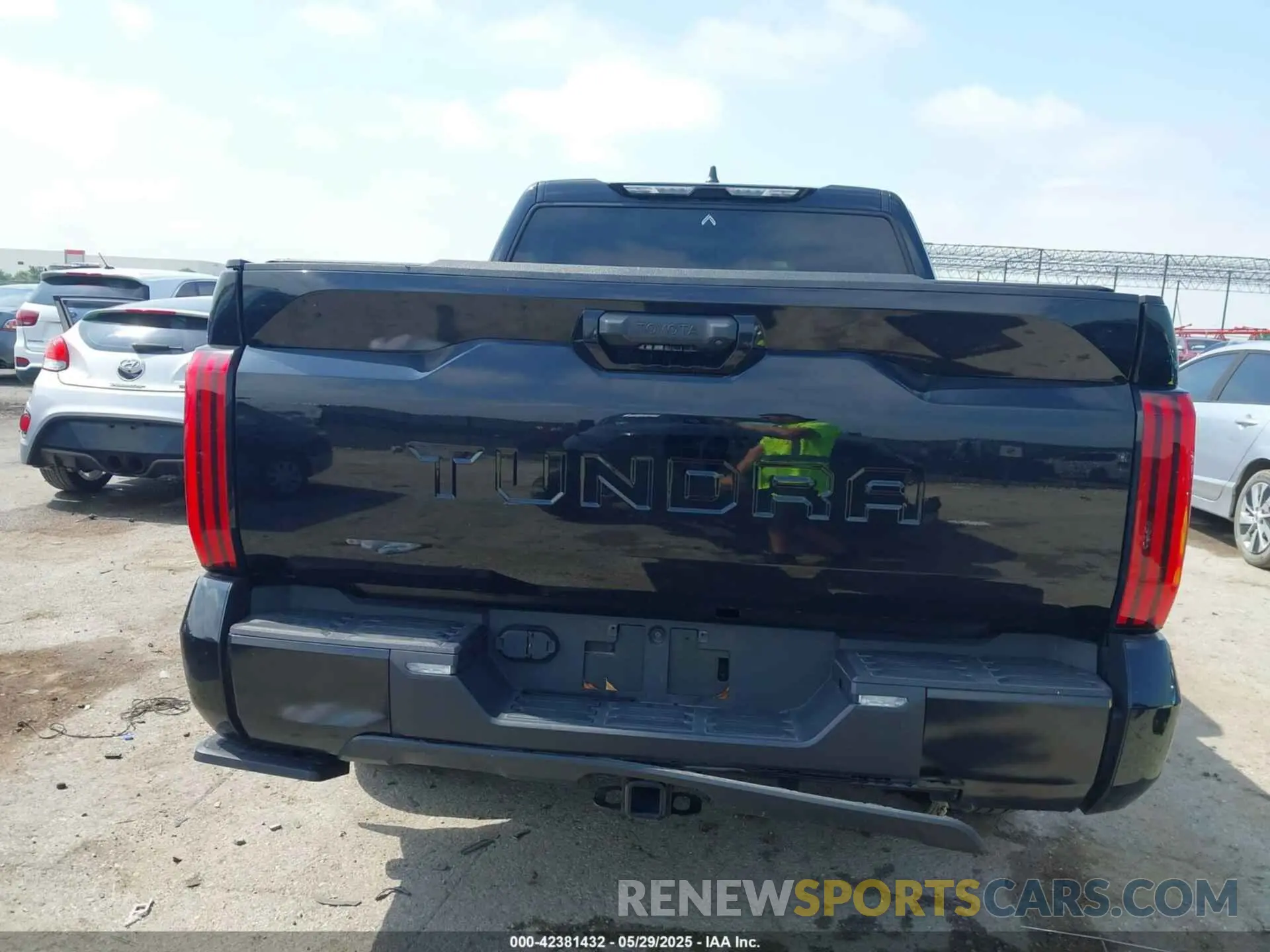 16 Фотография поврежденного автомобиля 5TFLA5AB2RX034534 TOYOTA TUNDRA 2024