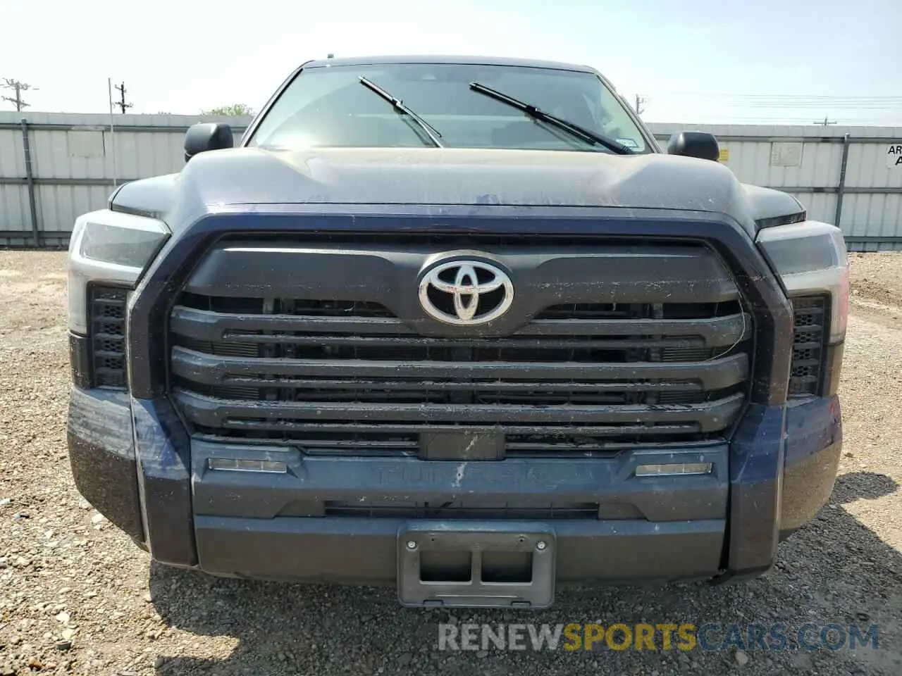 5 Photograph of a damaged car 5TFLA5AB2RX039474 TOYOTA TUNDRA 2024