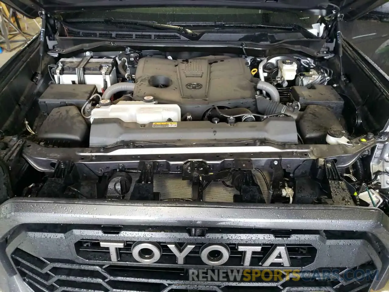 11 Photograph of a damaged car 5TFLA5DA0RX138703 TOYOTA TUNDRA 2024