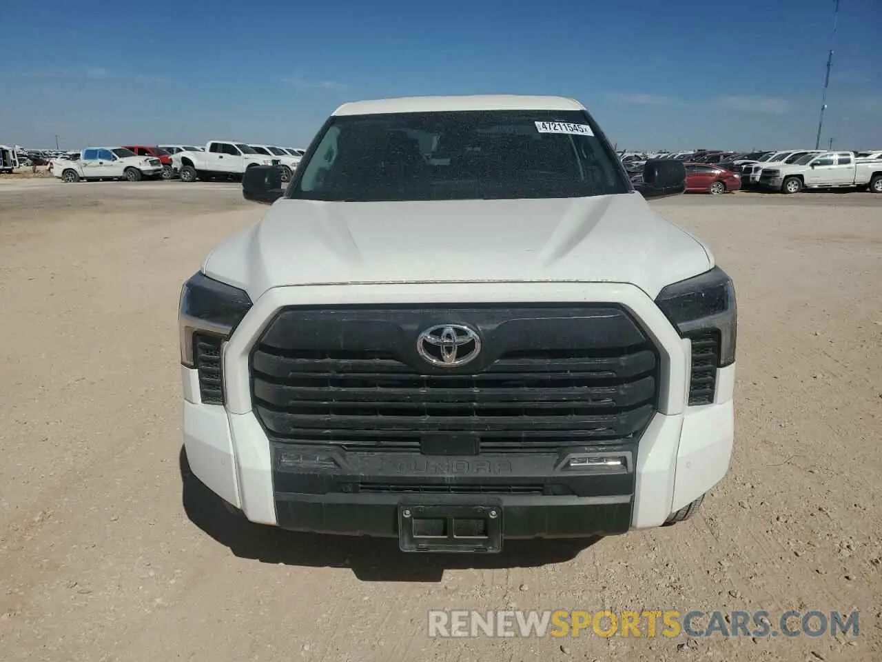 5 Photograph of a damaged car 5TFLA5DB0RX138211 TOYOTA TUNDRA 2024