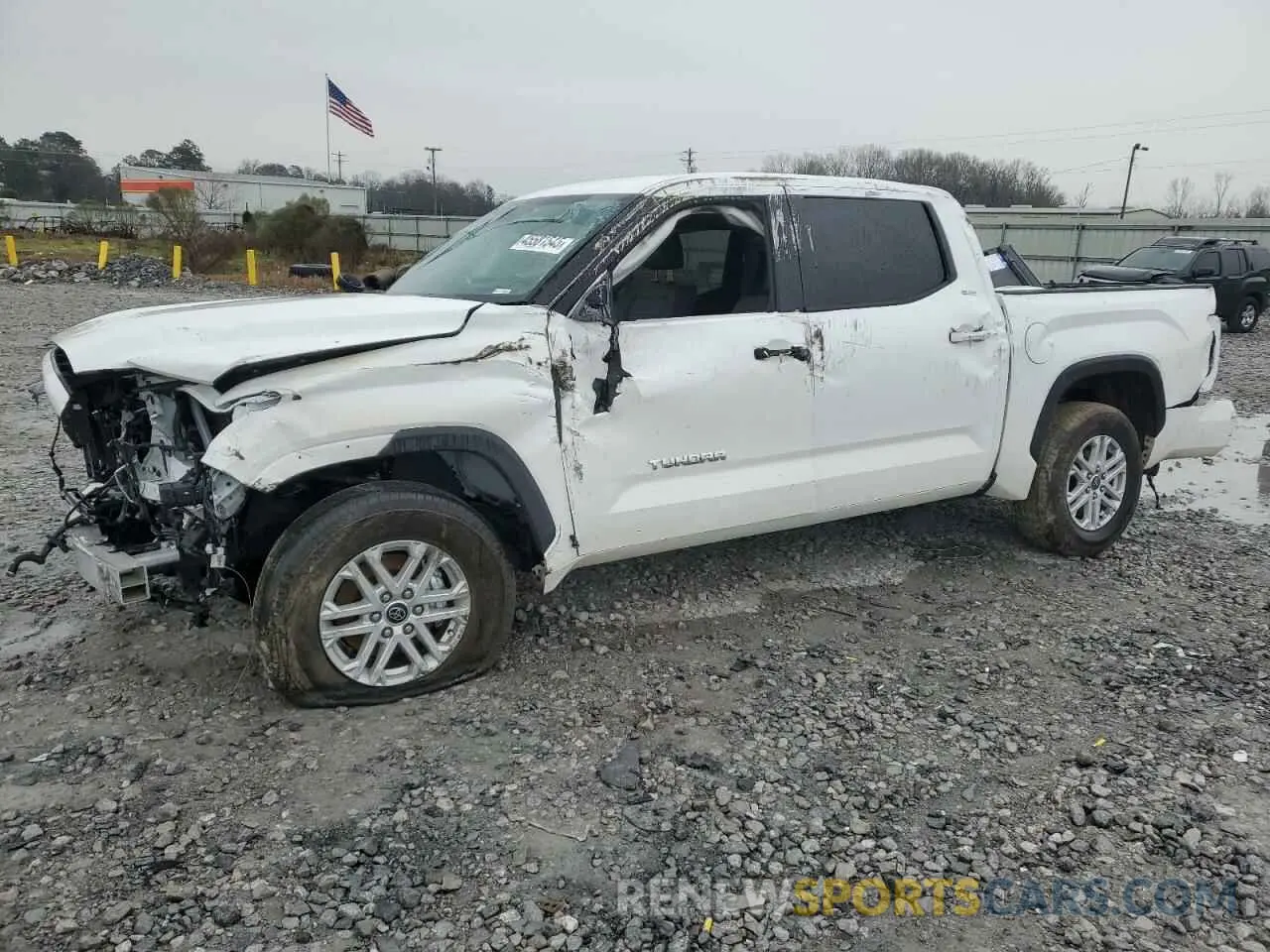 1 Photograph of a damaged car 5TFLA5DB0RX142548 TOYOTA TUNDRA 2024