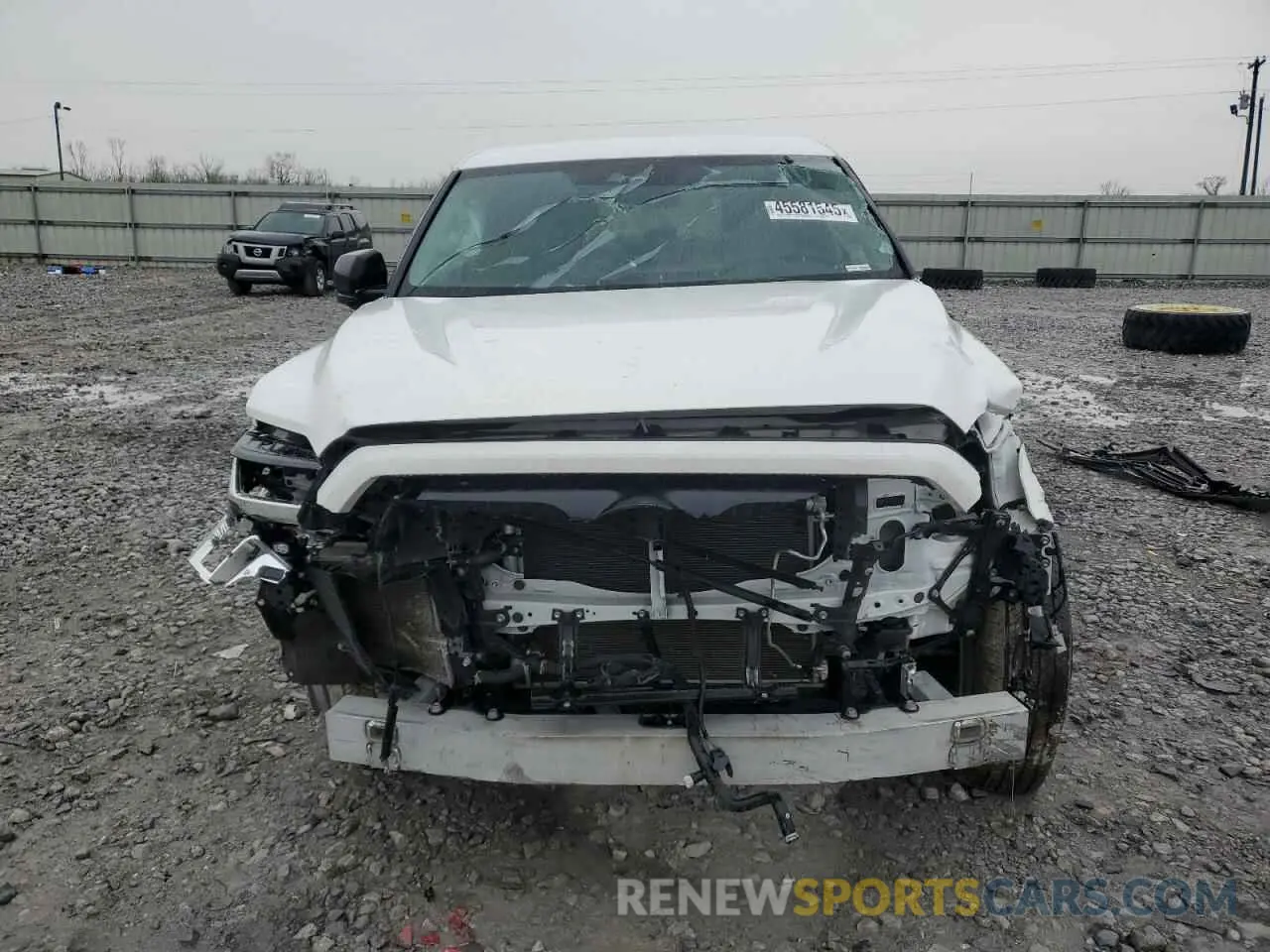5 Photograph of a damaged car 5TFLA5DB0RX142548 TOYOTA TUNDRA 2024