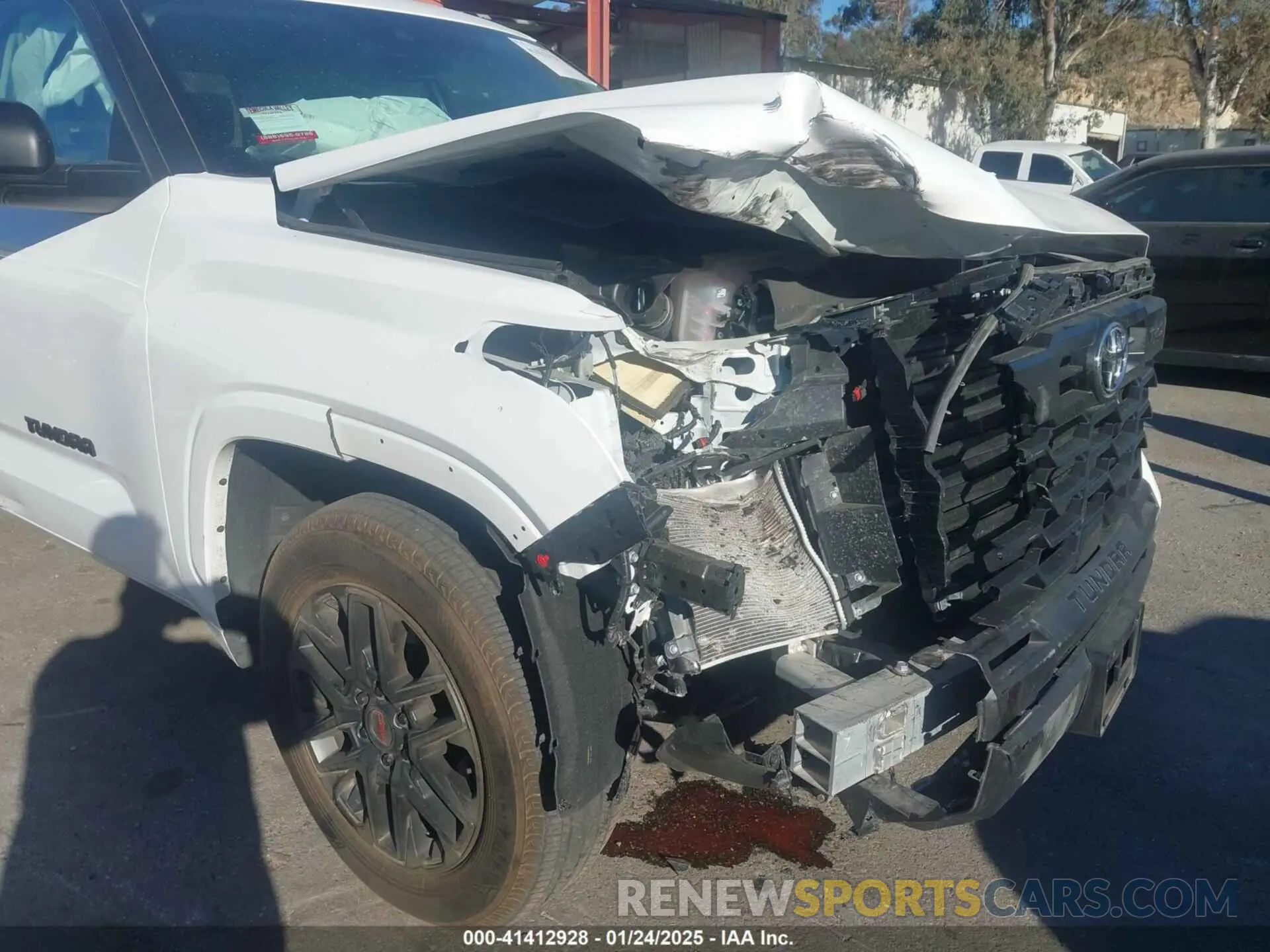 6 Photograph of a damaged car 5TFLA5DB0RX211156 TOYOTA TUNDRA 2024