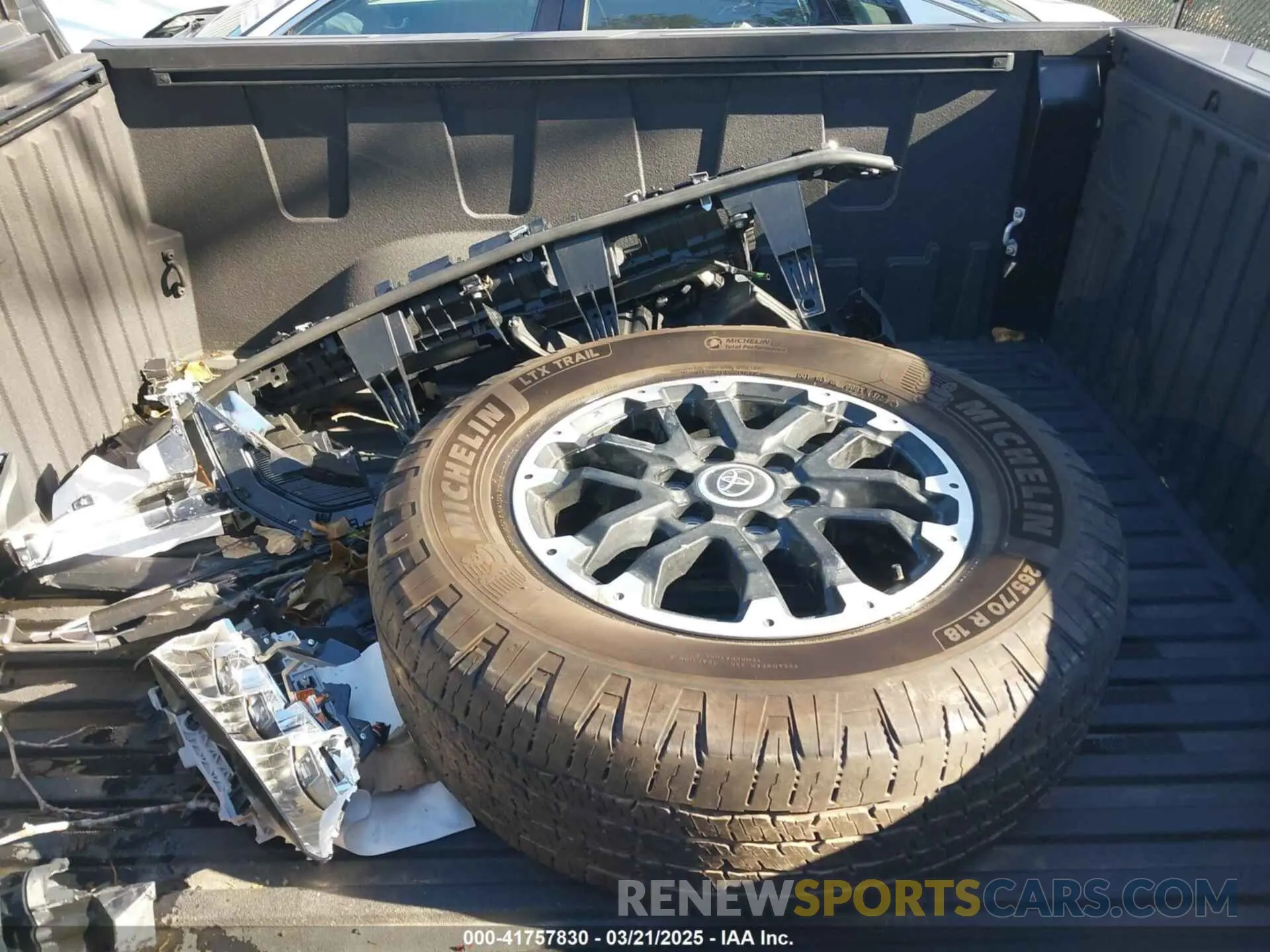 12 Photograph of a damaged car 5TFLA5DB1RX148410 TOYOTA TUNDRA 2024