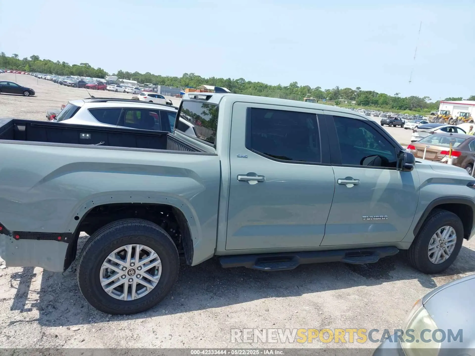 13 Фотография поврежденного автомобиля 5TFLA5DB1RX207813 TOYOTA TUNDRA 2024