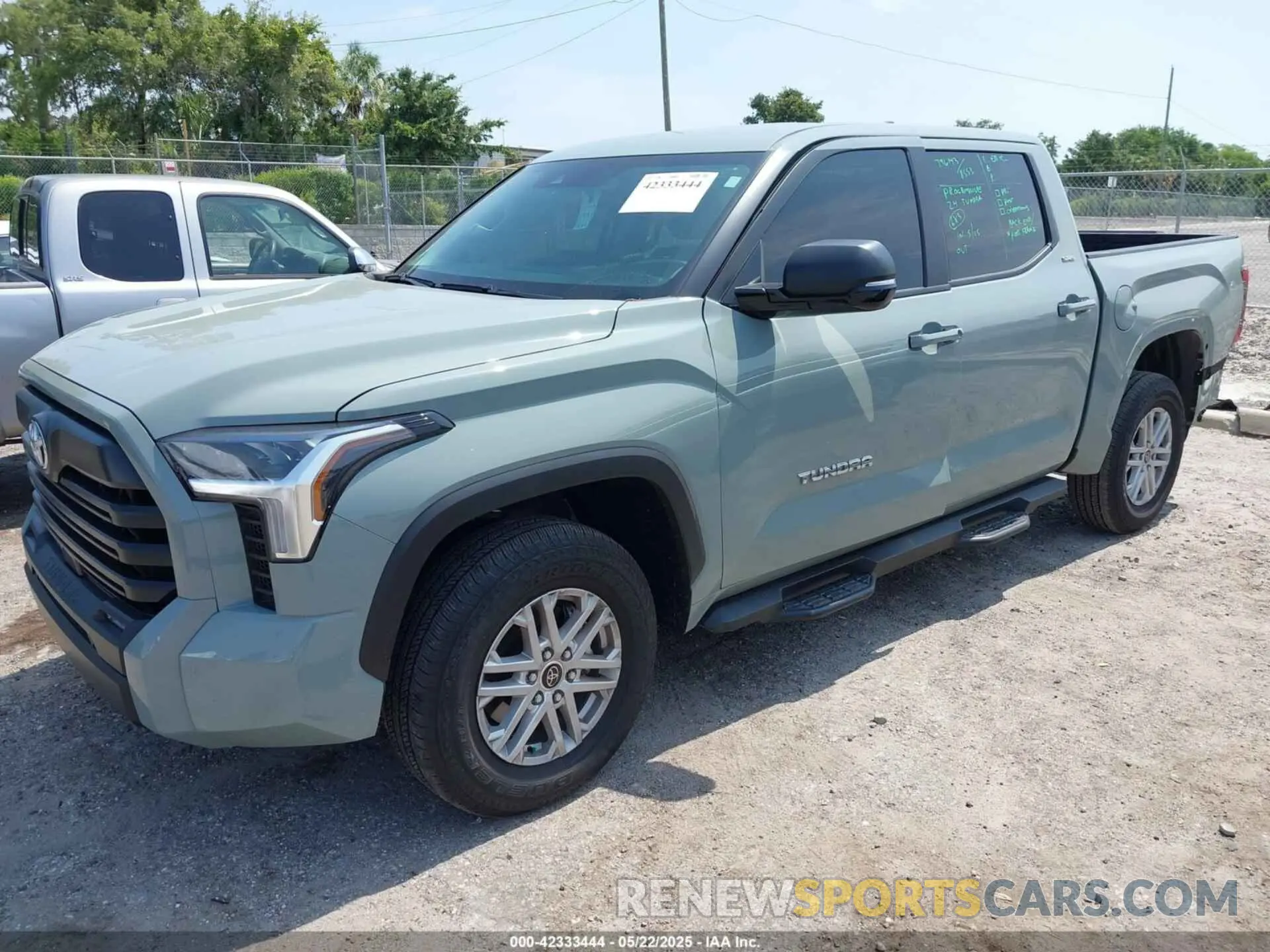 2 Фотография поврежденного автомобиля 5TFLA5DB1RX207813 TOYOTA TUNDRA 2024