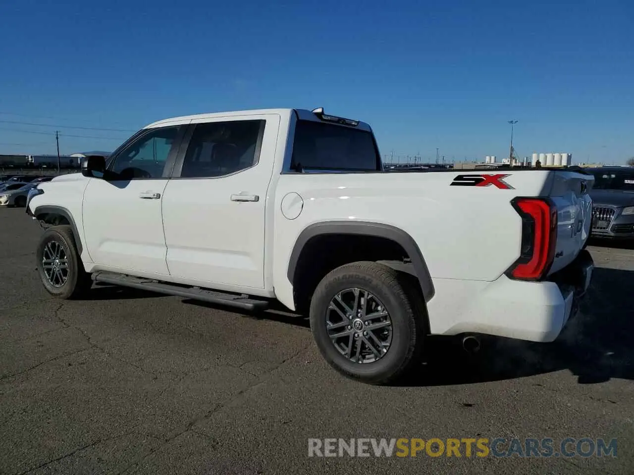 2 Фотография поврежденного автомобиля 5TFLA5DB2RX207092 TOYOTA TUNDRA 2024