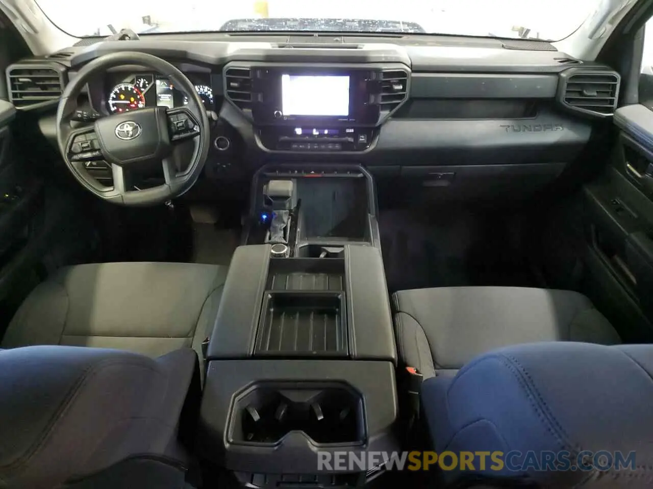 8 Фотография поврежденного автомобиля 5TFLA5DB2RX207092 TOYOTA TUNDRA 2024