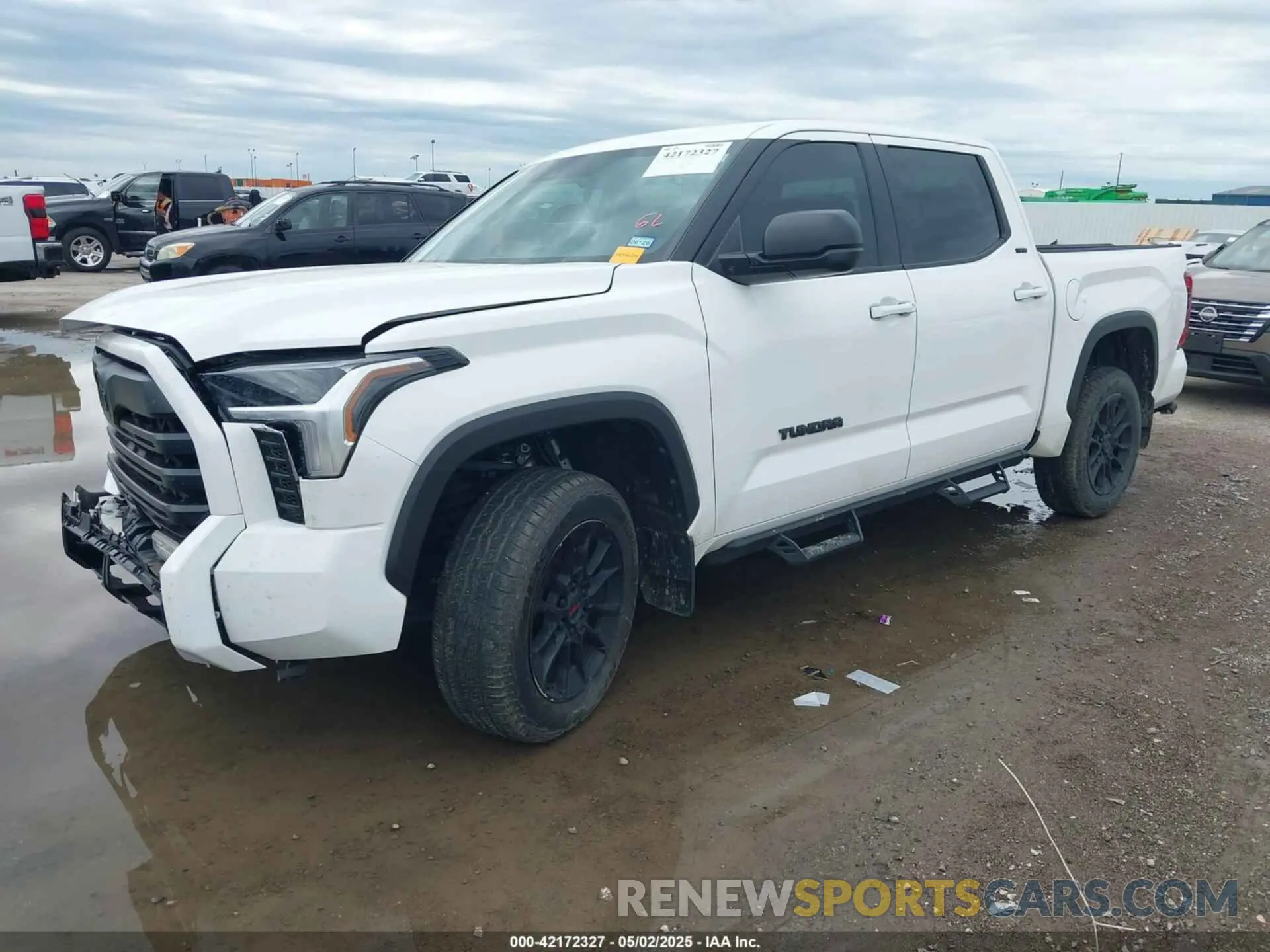 2 Фотография поврежденного автомобиля 5TFLA5DB2RX210767 TOYOTA TUNDRA 2024