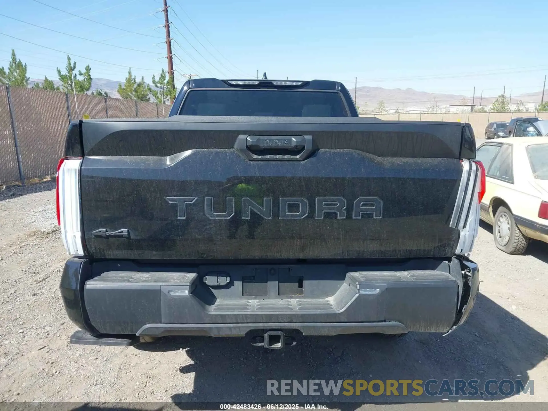16 Photograph of a damaged car 5TFLA5DB3RX216951 TOYOTA TUNDRA 2024