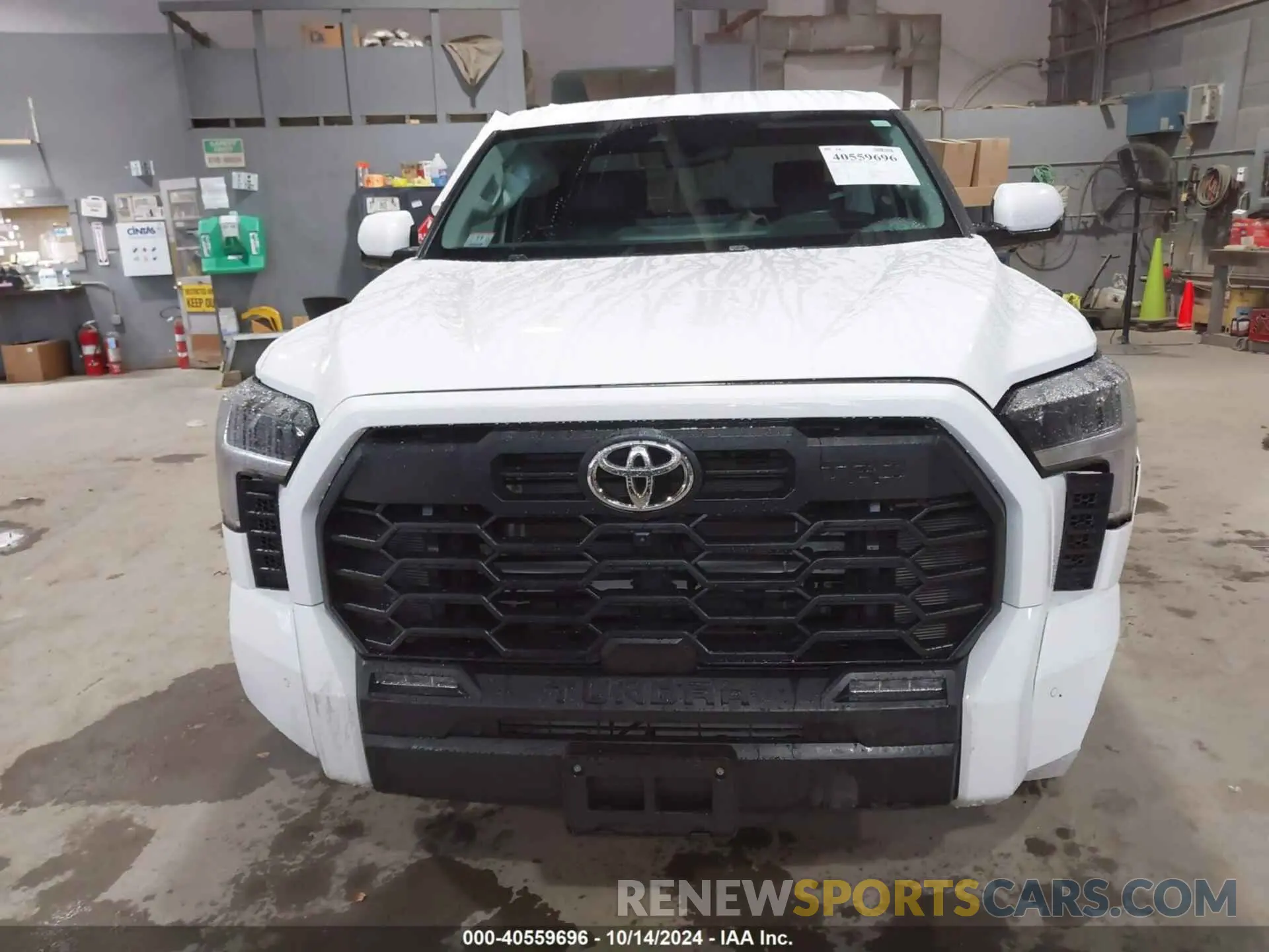 12 Photograph of a damaged car 5TFLA5DB4RX143315 TOYOTA TUNDRA 2024
