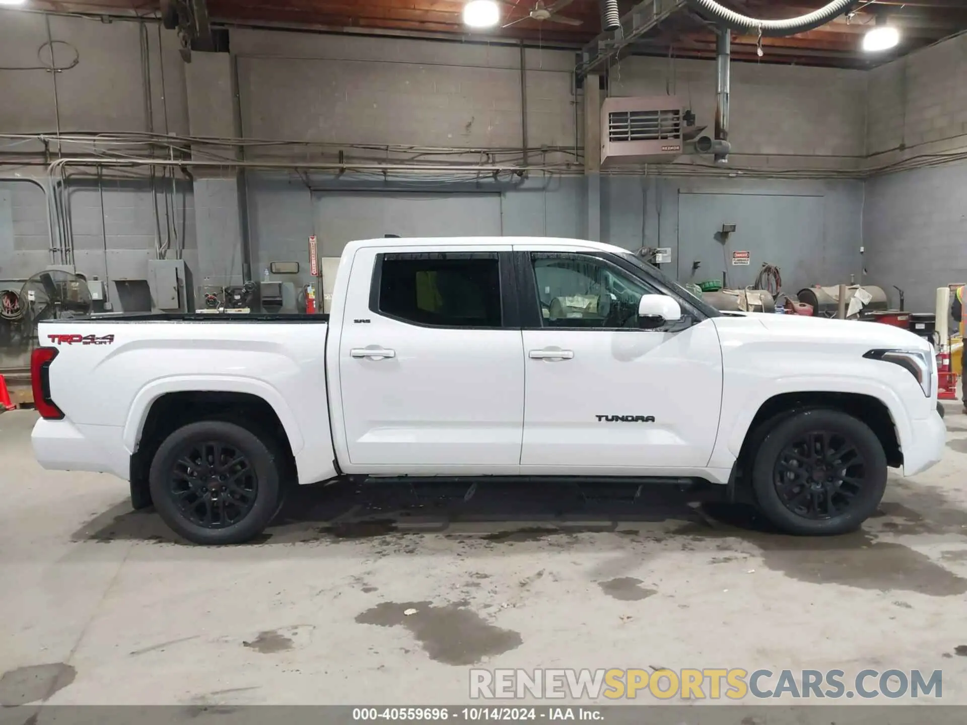 13 Photograph of a damaged car 5TFLA5DB4RX143315 TOYOTA TUNDRA 2024