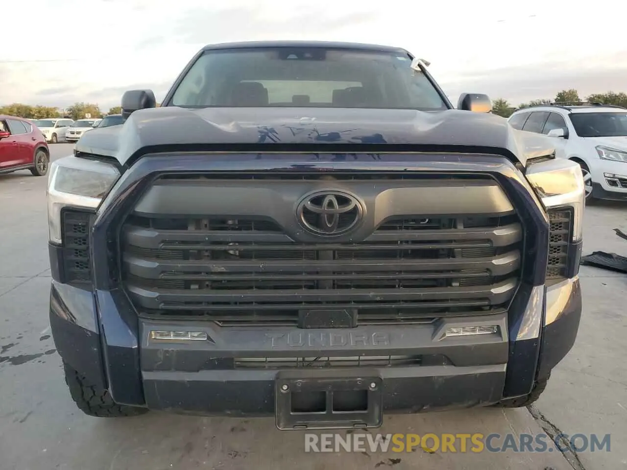 5 Photograph of a damaged car 5TFLA5DB4RX148157 TOYOTA TUNDRA 2024