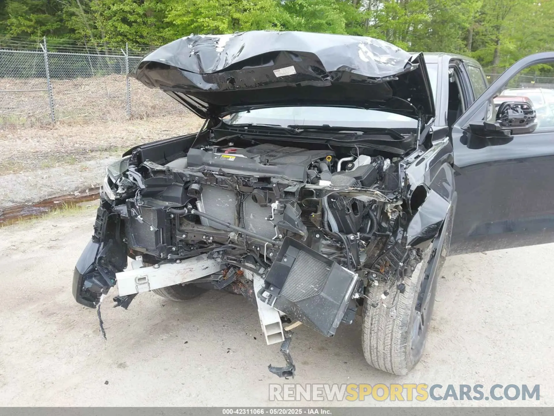 6 Photograph of a damaged car 5TFLA5DB4RX212570 TOYOTA TUNDRA 2024