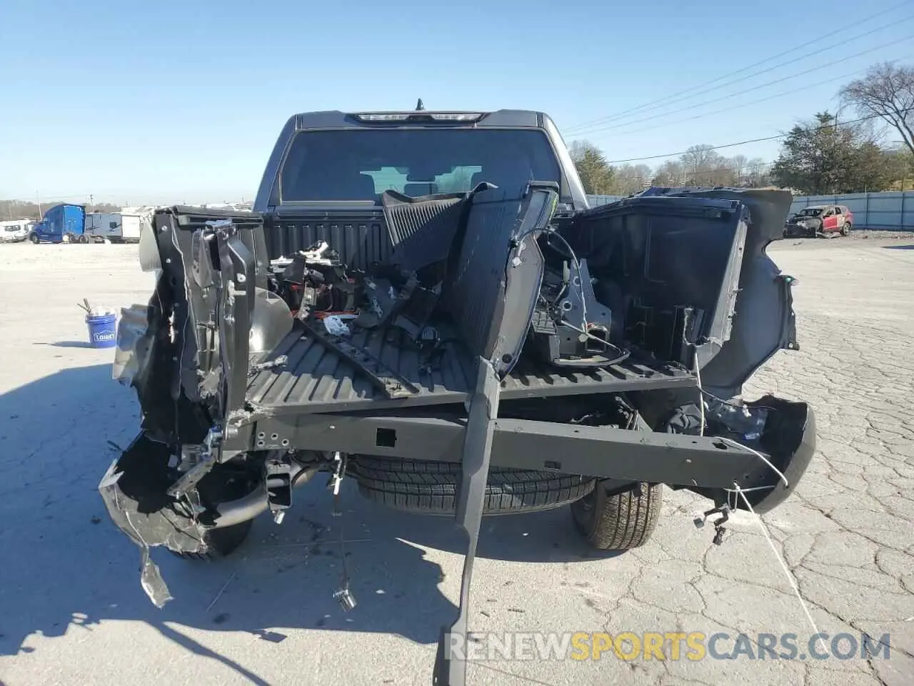 6 Photograph of a damaged car 5TFLA5DB6RX189101 TOYOTA TUNDRA 2024