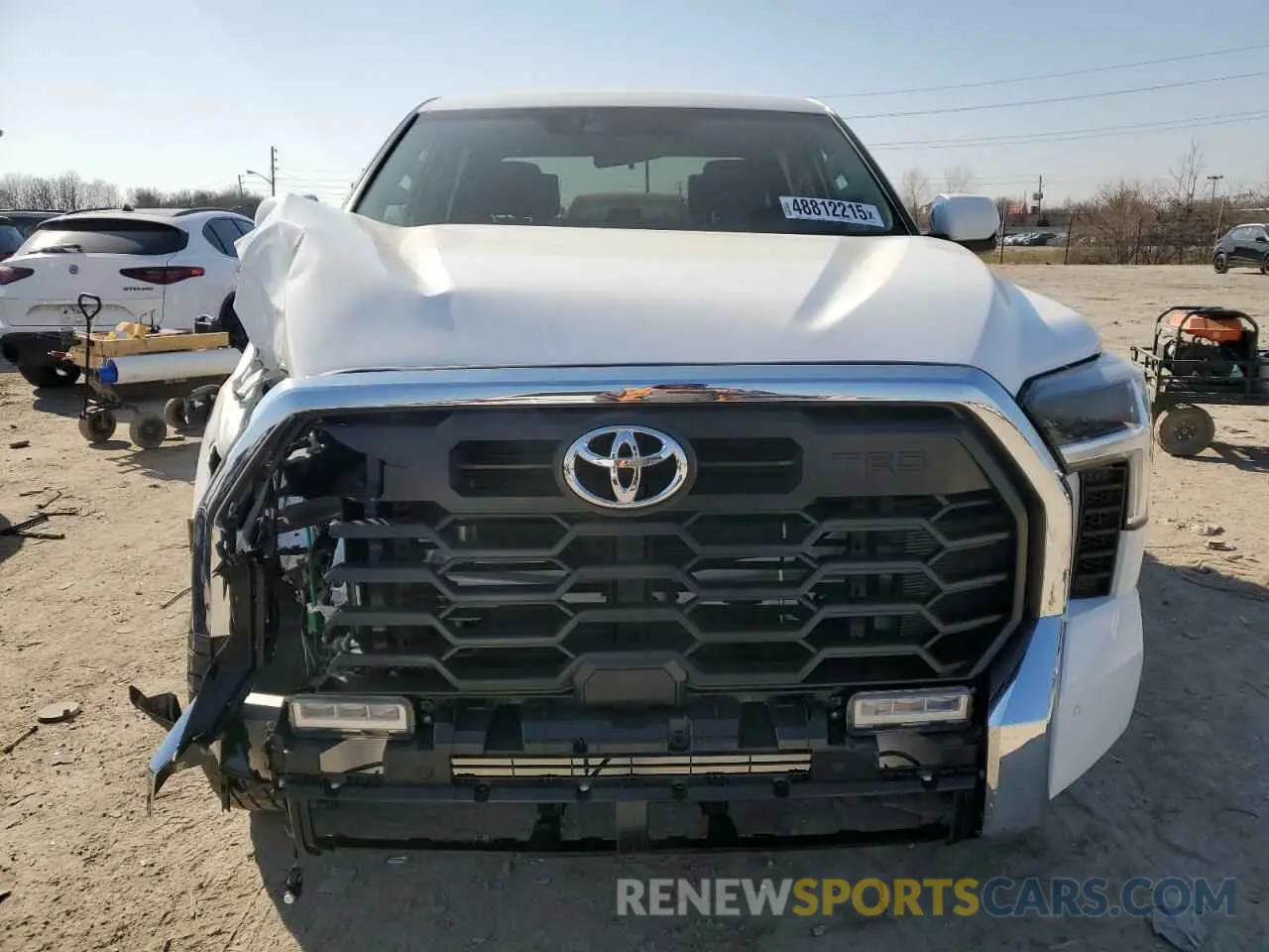 5 Photograph of a damaged car 5TFLA5DB8RX226794 TOYOTA TUNDRA 2024