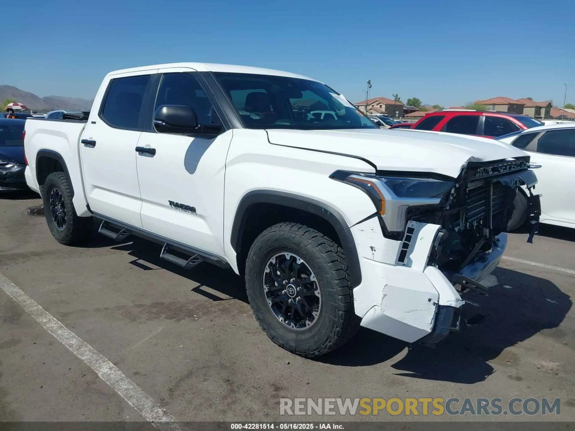 1 Photograph of a damaged car 5TFLA5DB9RX134061 TOYOTA TUNDRA 2024