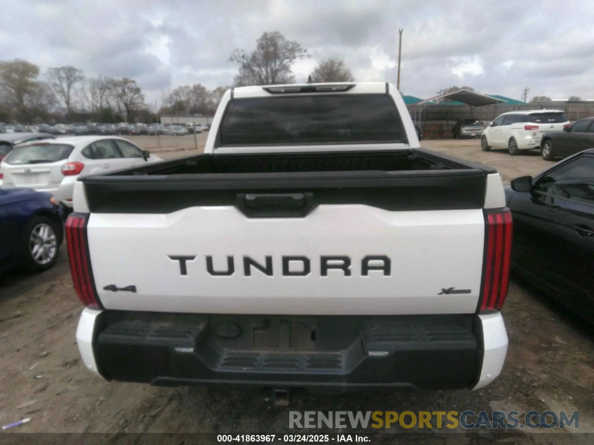 16 Фотография поврежденного автомобиля 5TFLA5DB9RX141205 TOYOTA TUNDRA 2024