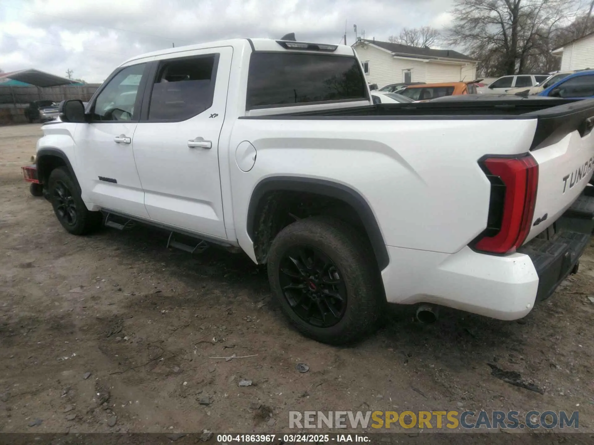 3 Фотография поврежденного автомобиля 5TFLA5DB9RX141205 TOYOTA TUNDRA 2024