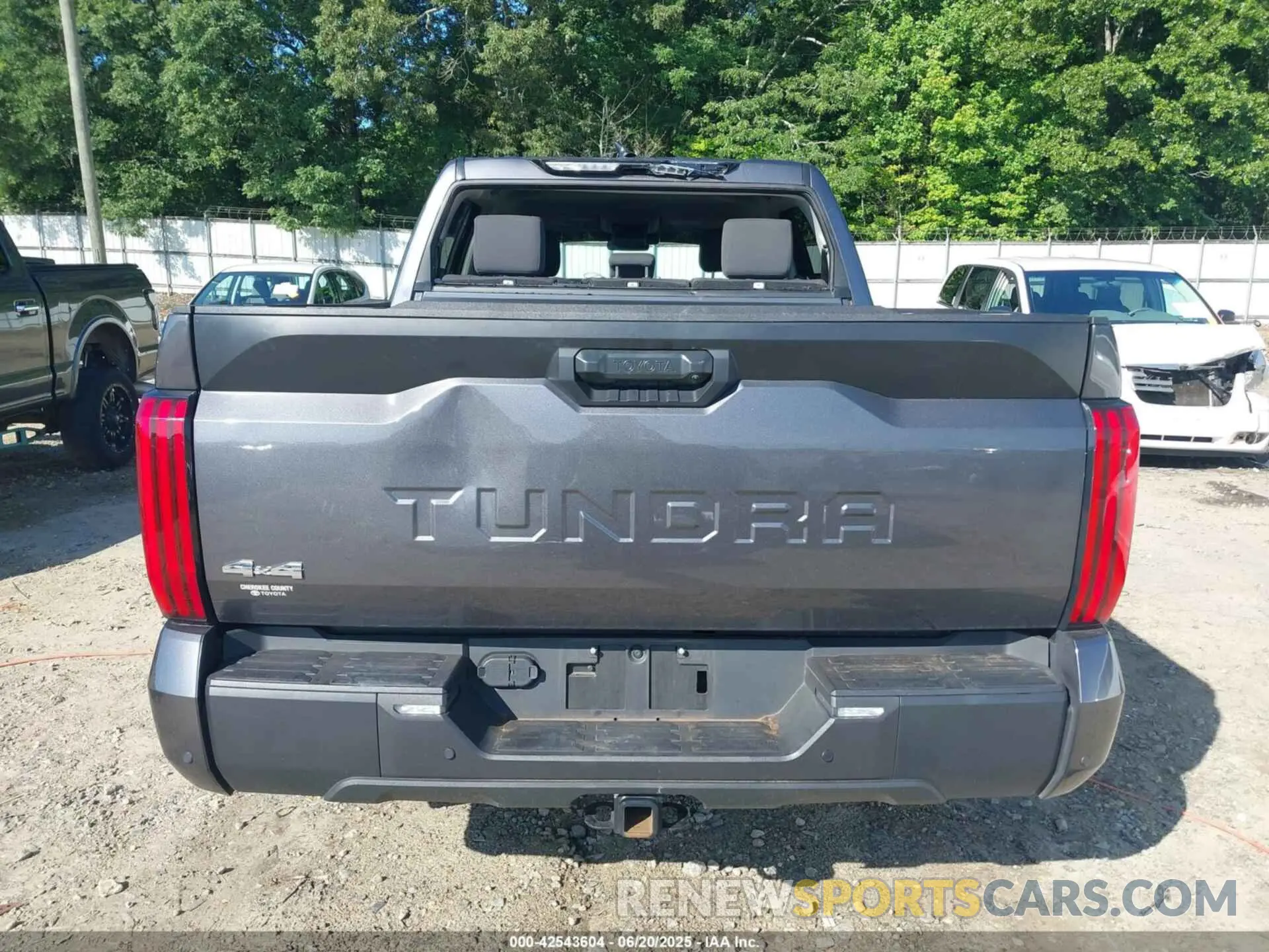 16 Фотография поврежденного автомобиля 5TFLA5DB9RX186452 TOYOTA TUNDRA 2024