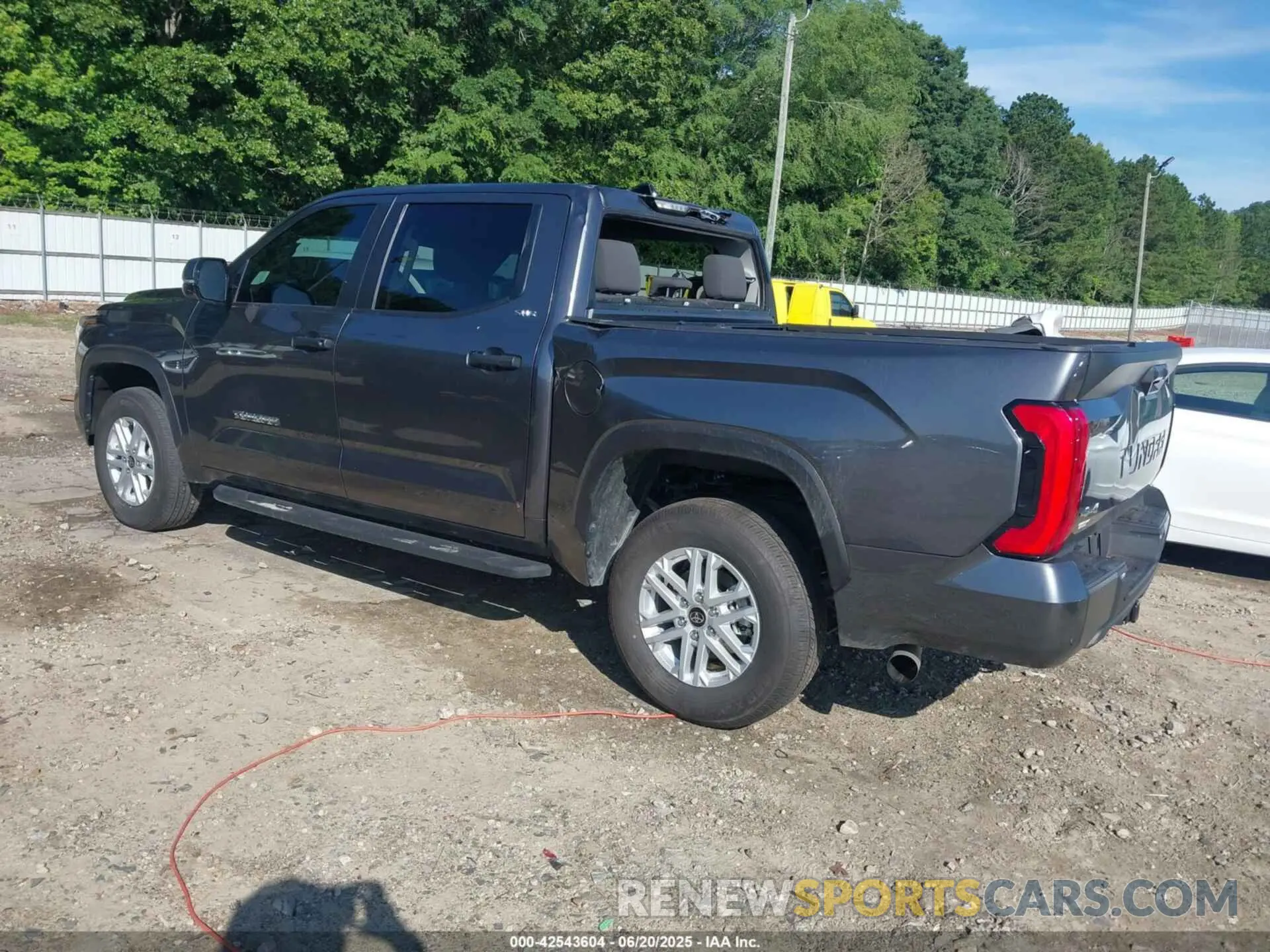 3 Фотография поврежденного автомобиля 5TFLA5DB9RX186452 TOYOTA TUNDRA 2024