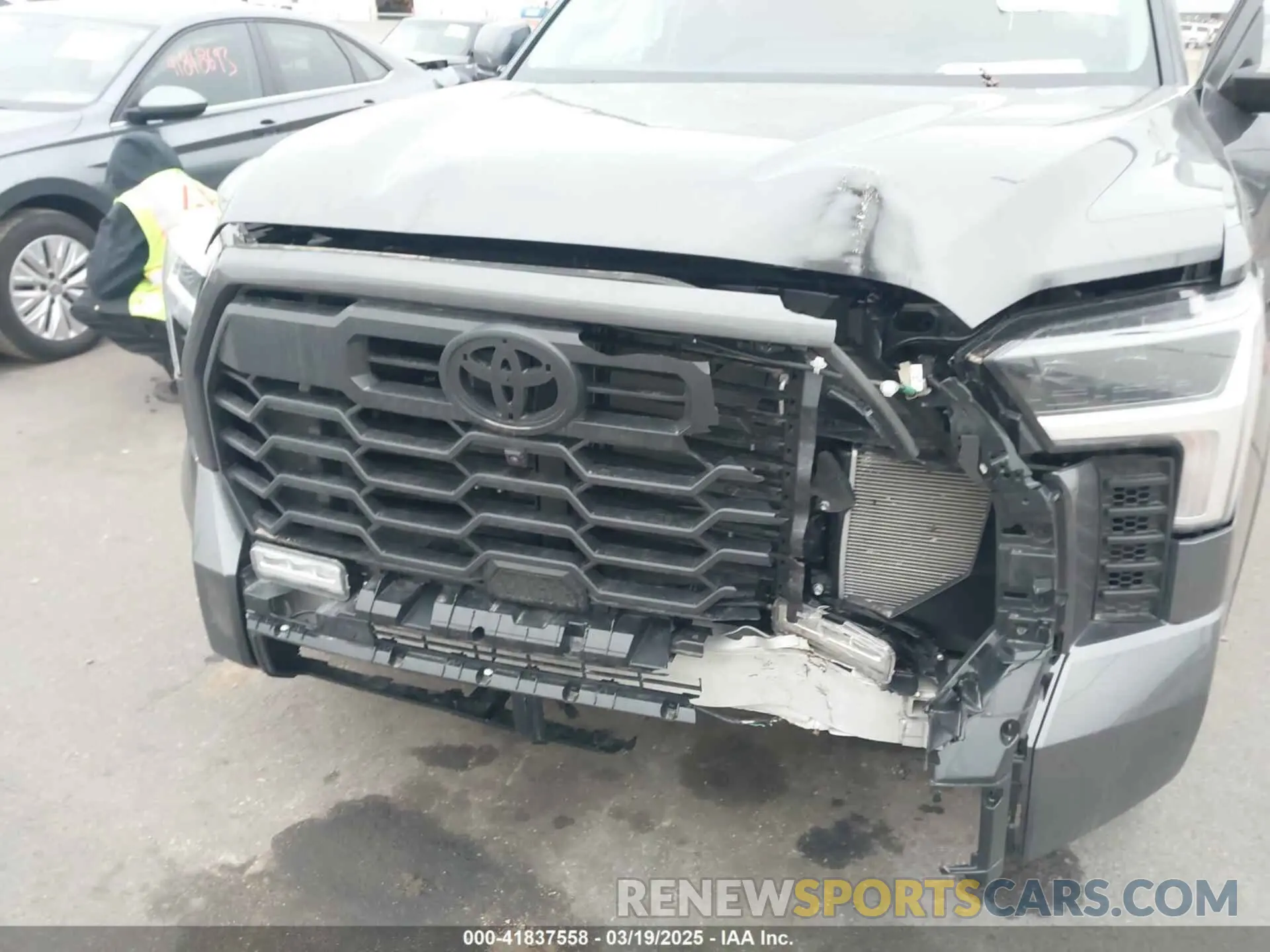 6 Photograph of a damaged car 5TFLA5DB9RX217621 TOYOTA TUNDRA 2024