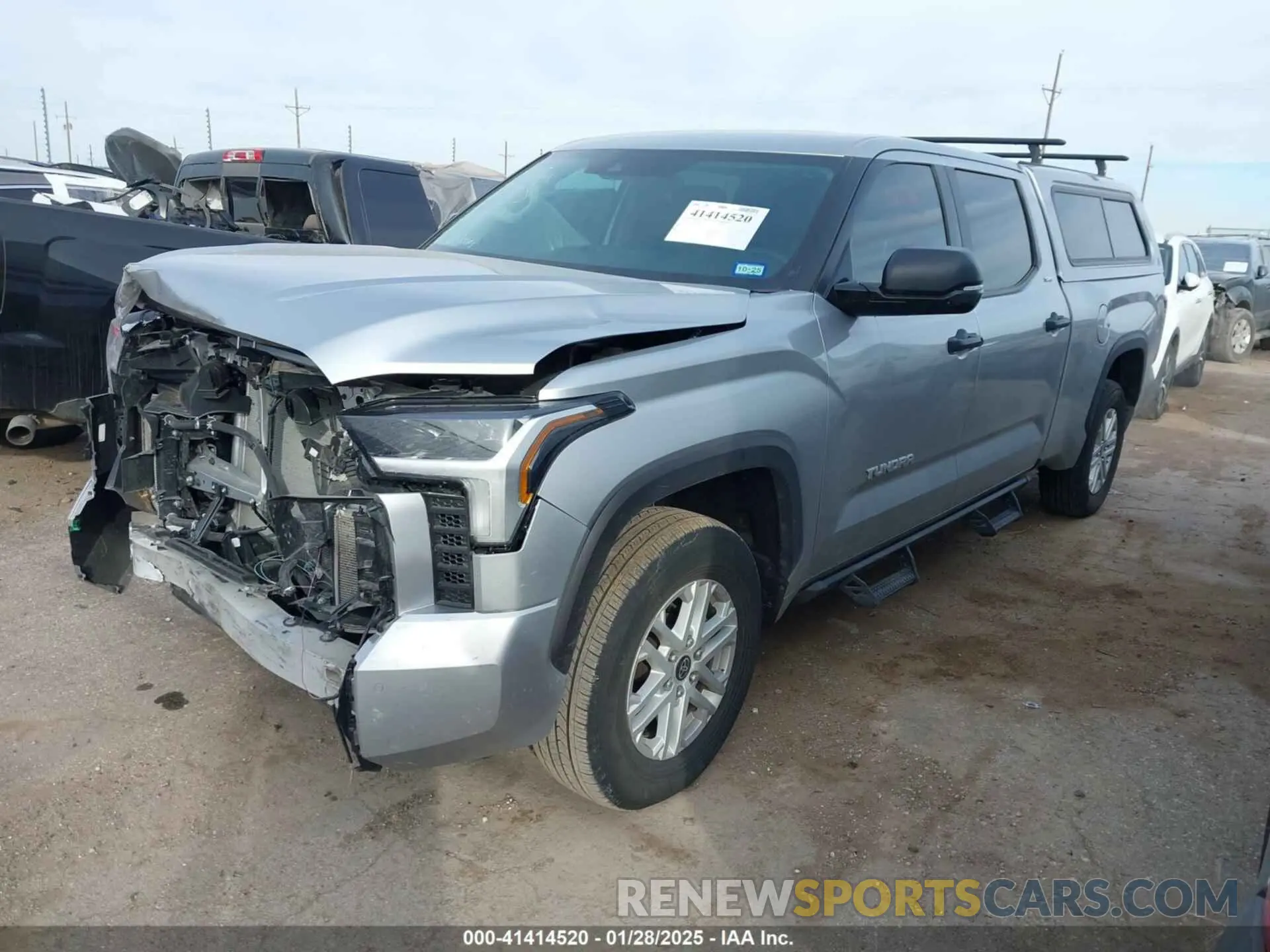 2 Фотография поврежденного автомобиля 5TFLA5EC0RX022983 TOYOTA TUNDRA 2024