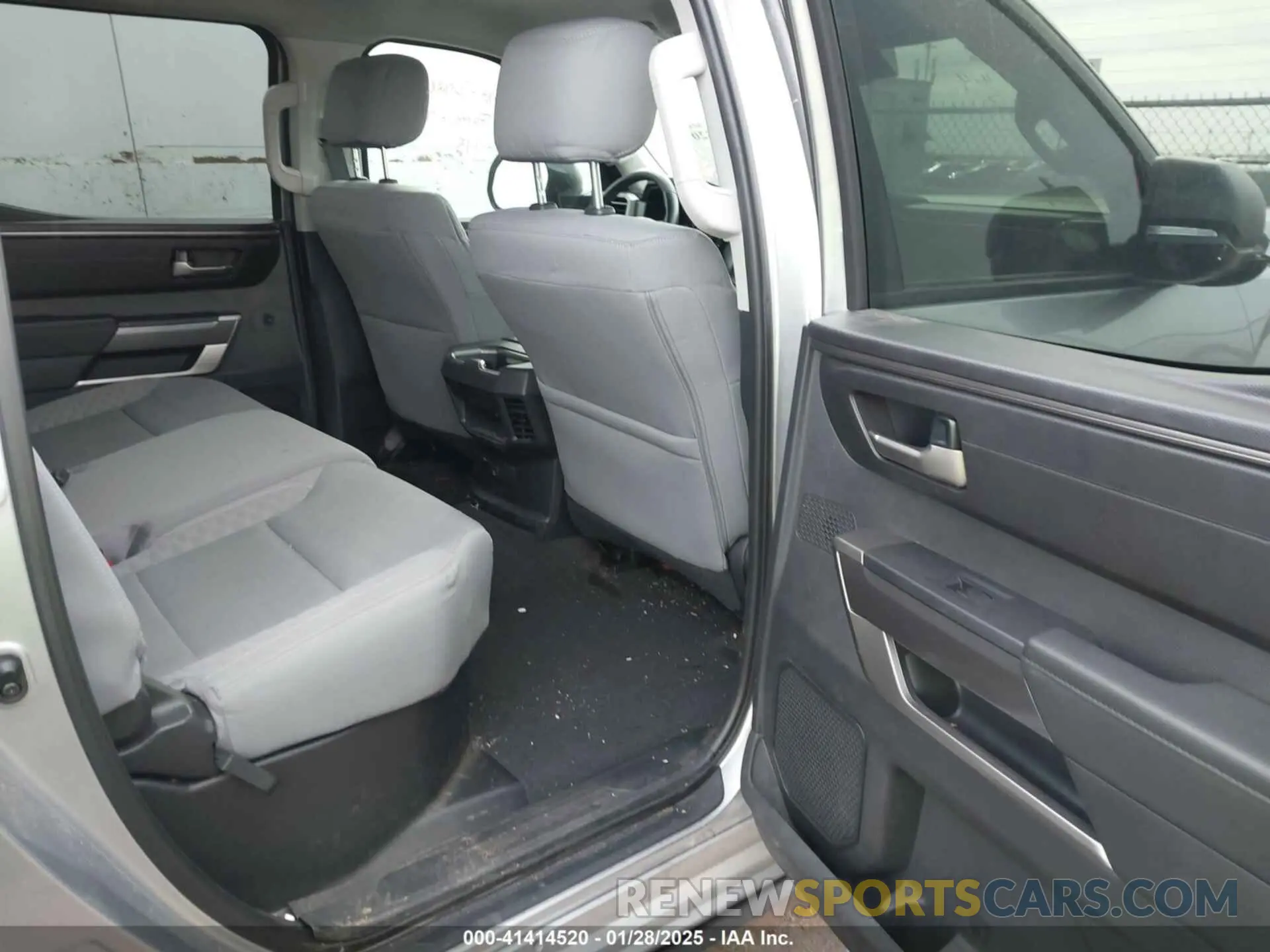 8 Фотография поврежденного автомобиля 5TFLA5EC0RX022983 TOYOTA TUNDRA 2024
