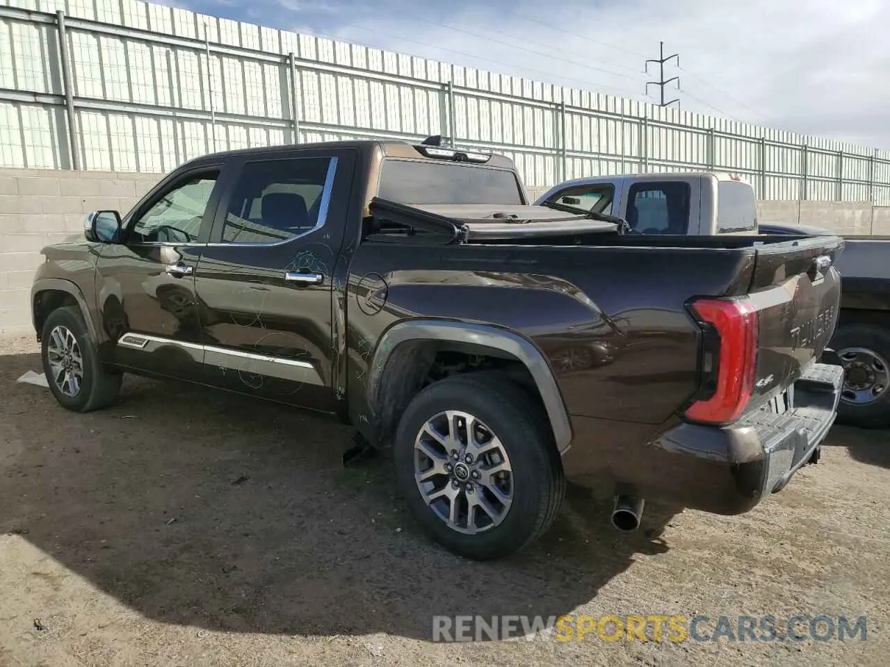 2 Photograph of a damaged car 5TFMA5DBXRX188084 TOYOTA TUNDRA 2024