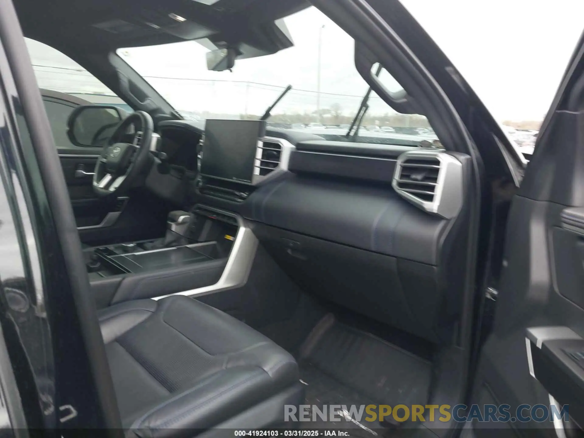 5 Фотография поврежденного автомобиля 5TFNA5DB2RX141457 TOYOTA TUNDRA 2024