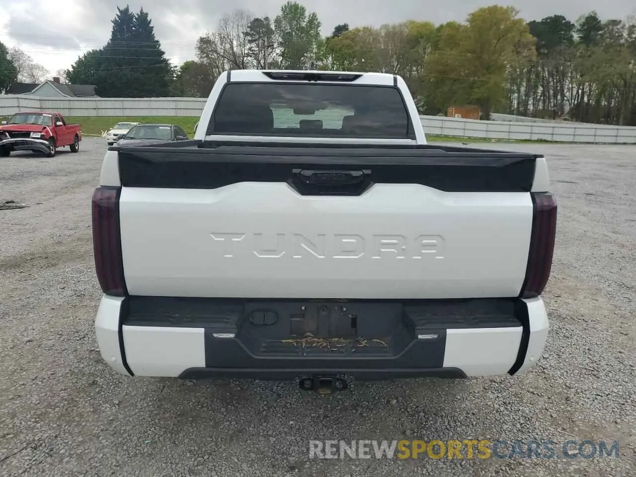 6 Фотография поврежденного автомобиля 5TFNC5AB8RX003128 TOYOTA TUNDRA 2024