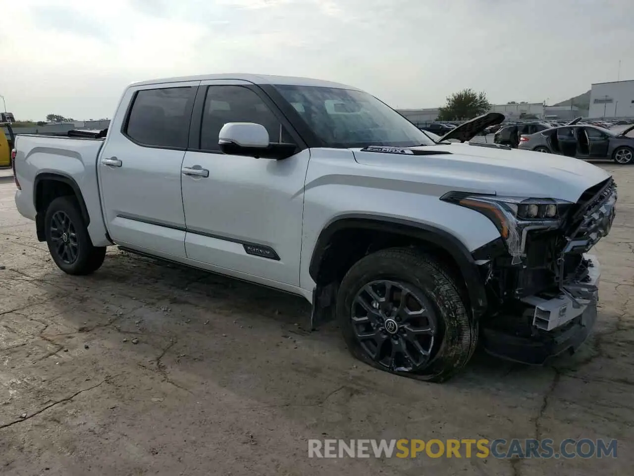 4 Фотография поврежденного автомобиля 5TFNC5DB7RX075319 TOYOTA TUNDRA 2024