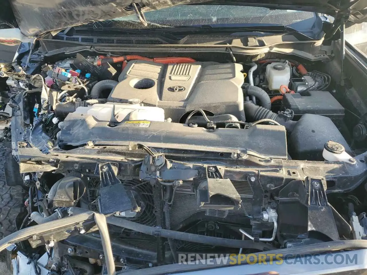 11 Photograph of a damaged car 5TFNC5DBXRX076030 TOYOTA TUNDRA 2024